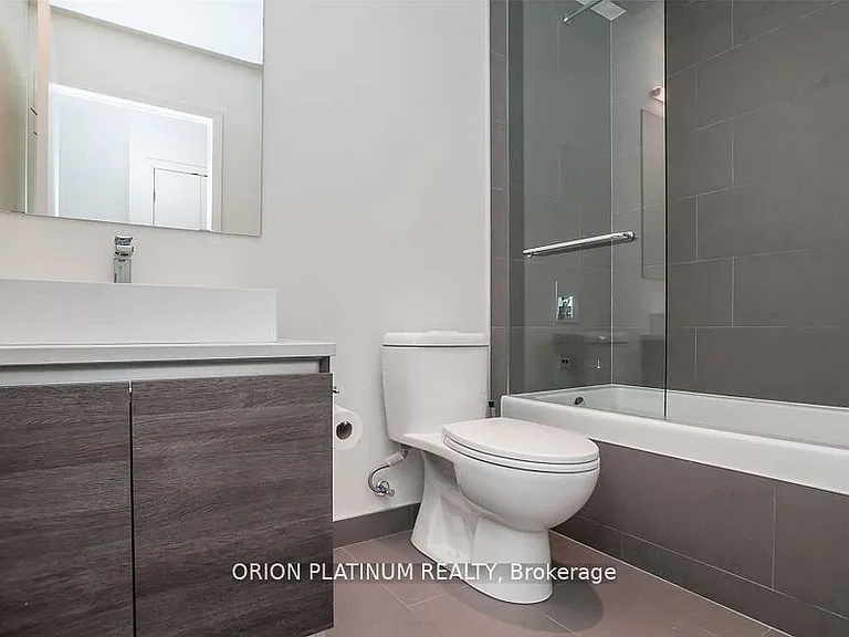 111 Bathurst St #1102 — Photo 9