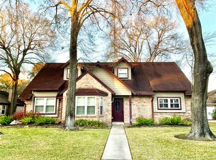 4319 Willow Hill Dr, Seabrook, TX 77586