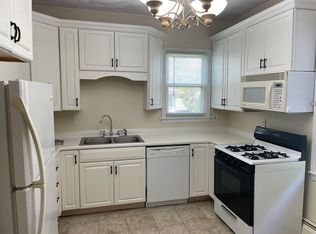 50 Granite St, Westerly, RI 02891