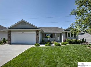 16217 Heather St, Omaha, NE 68136