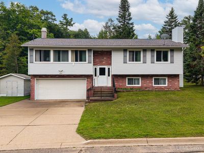 1805 Mildred Ave, Marquette, MI, 49855