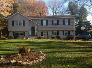 11 Ark Rd, Branford, CT 06405