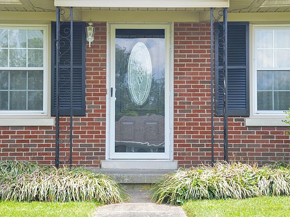 5th image of 500 Hickory Hill Dr
