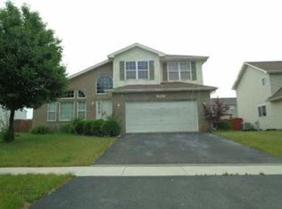 3416 Stone Creek Dr, Joliet, IL 60435