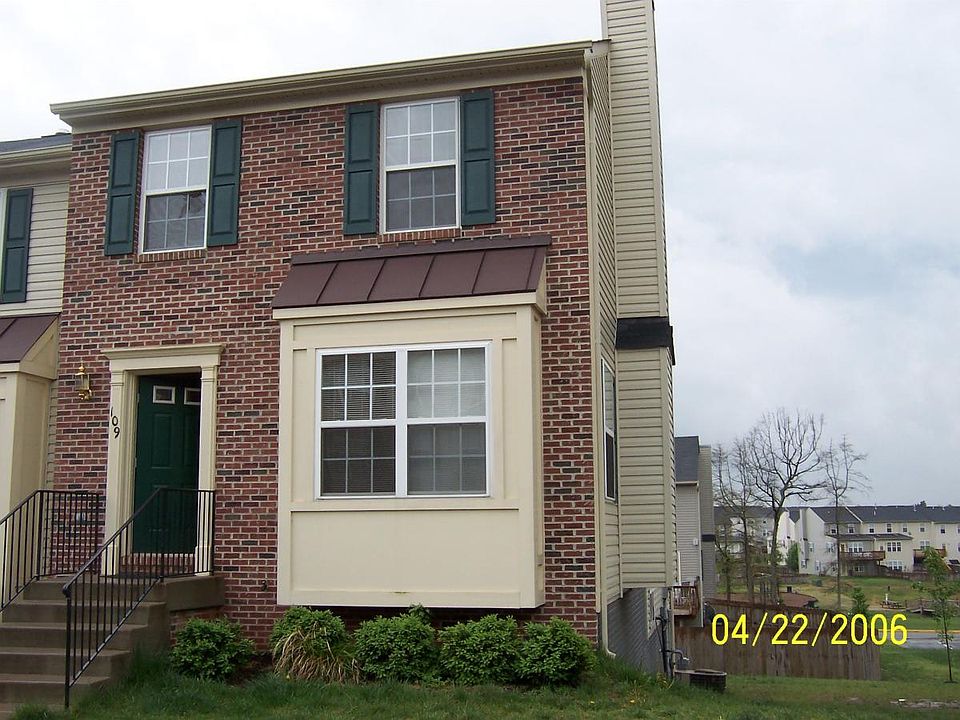 1st image of 109 Regina Ln