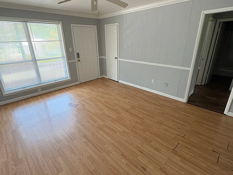 101 Morgan Ave SW — Photo 5