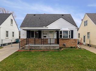 720 E Robert Ave, Hazel Park, MI