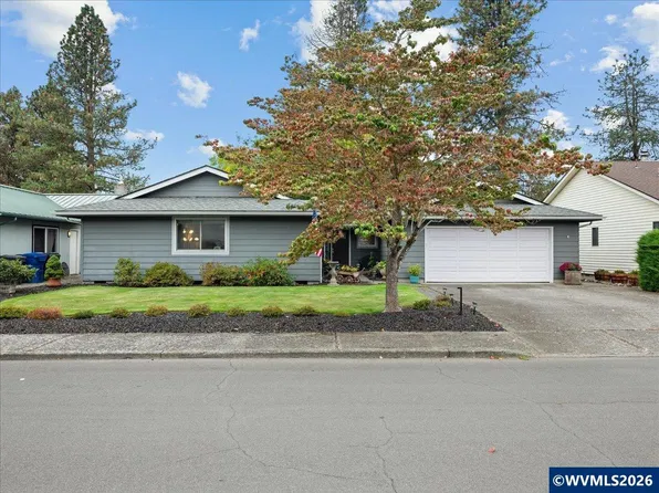987 Munkers Ct SE, Salem, OR 97317