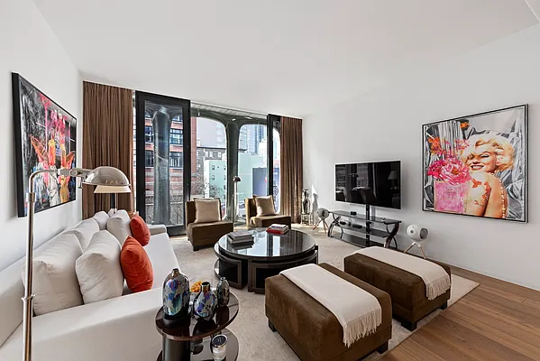 Sold by Compass | media 22