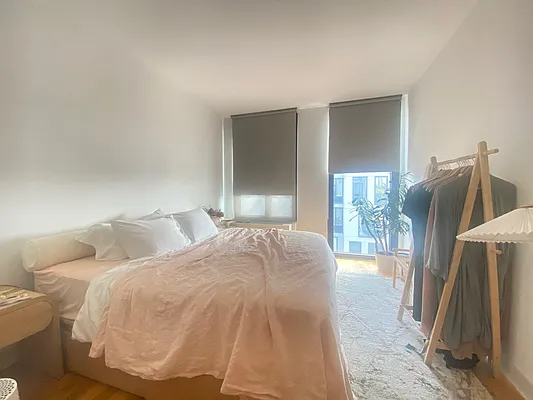 Rented by Dream Space Realty | media 10