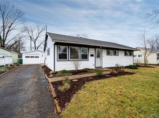 2926 Cunnington Ln, Kettering, OH 45420