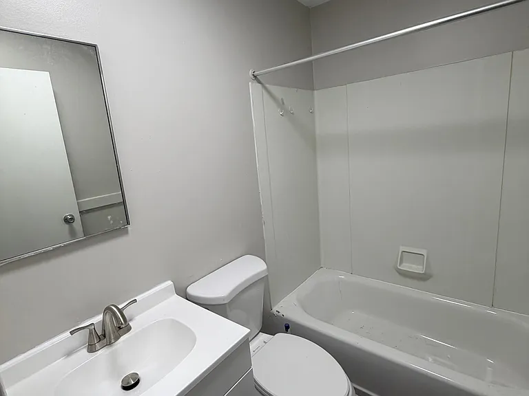 1C Bathroom