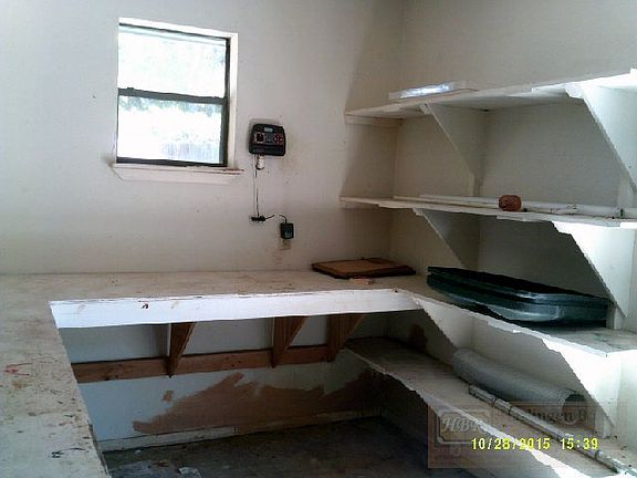 2nd image of 5611 La Luna Cir