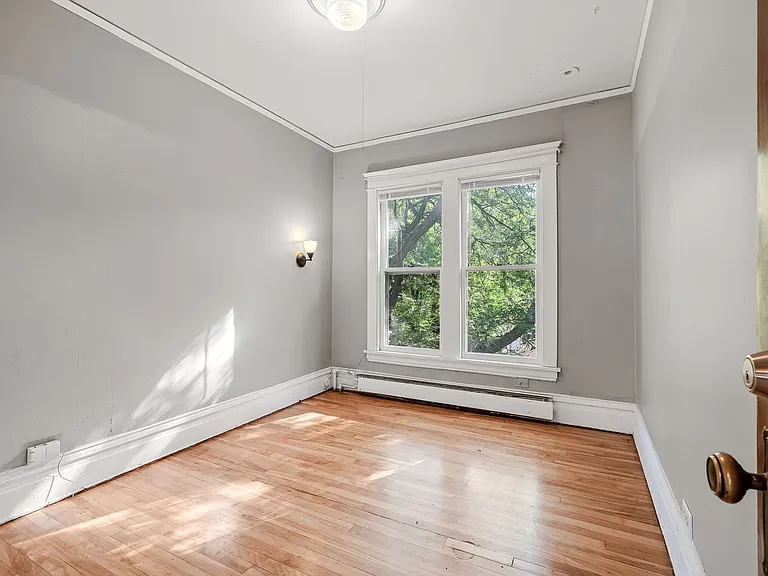 1801 Talmage Ave Se — Photo 13