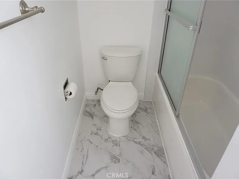 4610 Densmore Ave #20 — Photo 44