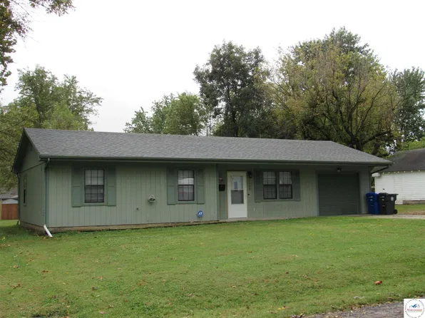 1208 E 19th St, Sedalia, MO 65301