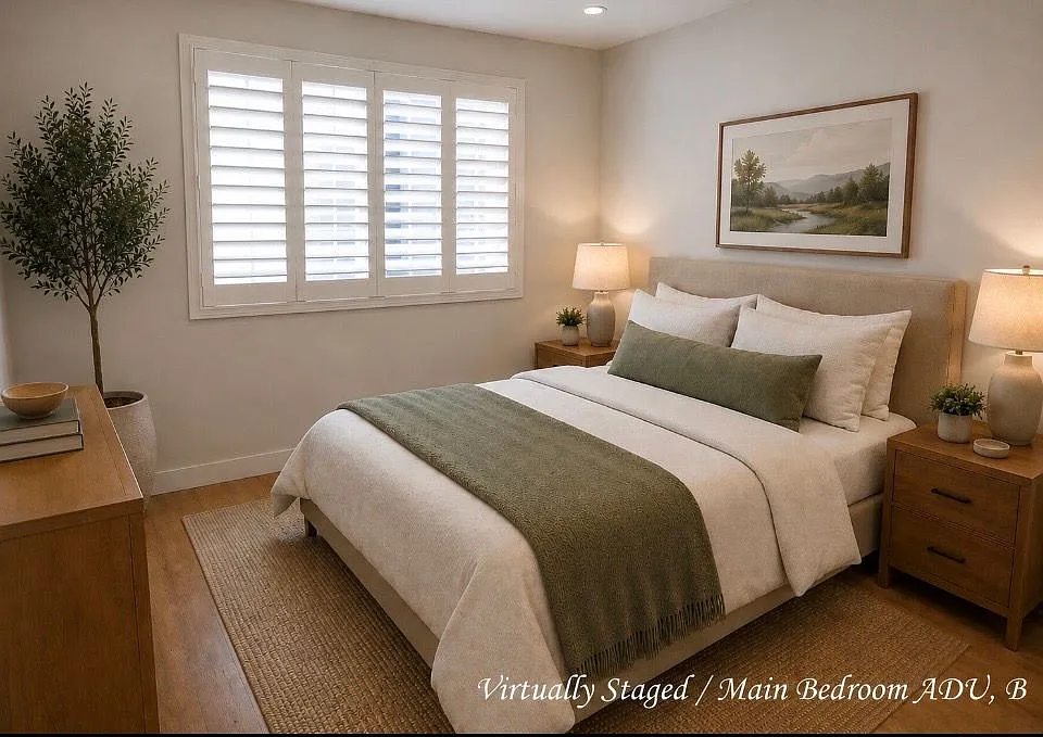 3 bed, 2.0 bath, 996 sqft, $3,500 — Photo 4