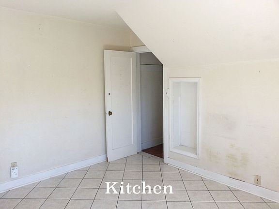 5th image of 352 S University St