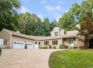 25 Old Farms Rd, Andover, CT 06232