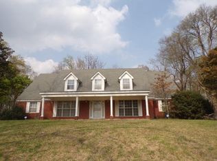1201 Culkin Rd, Vicksburg, MS 39183