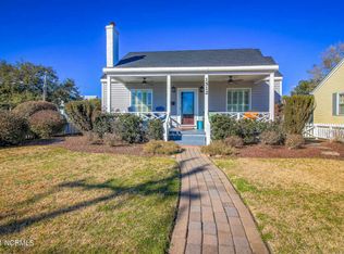 1512 Evans St, Morehead City, NC 28557