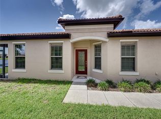 5482 Sunset Falls Dr, Apollo Beach, FL 33572