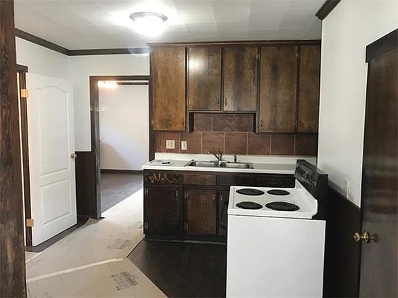 3rd image of 536 Orville Ave