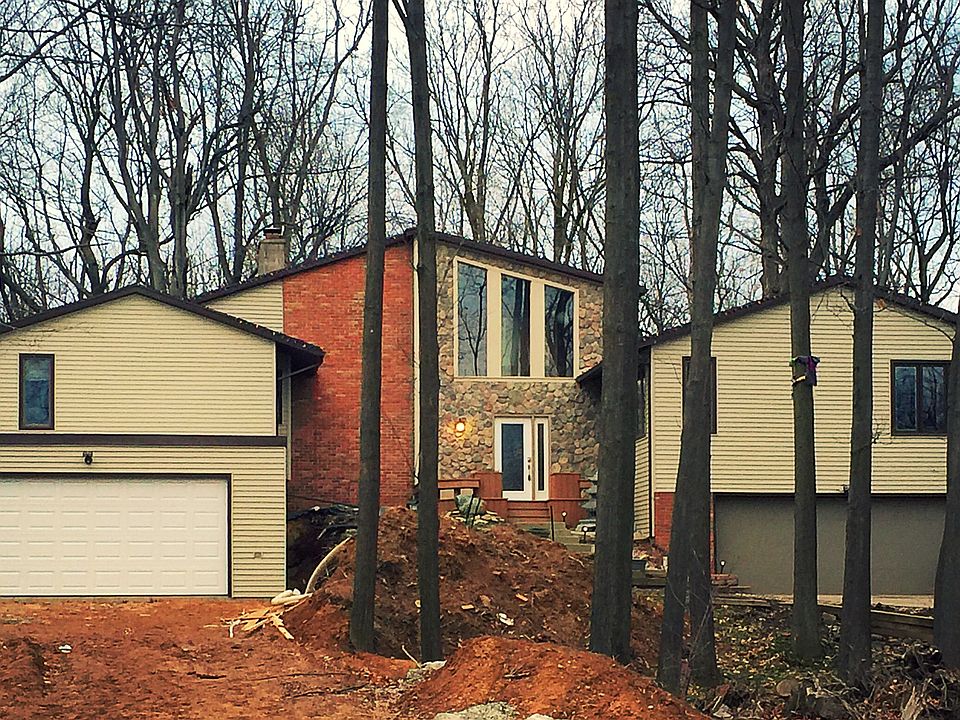 1st image of 216 Vicksburg Dr