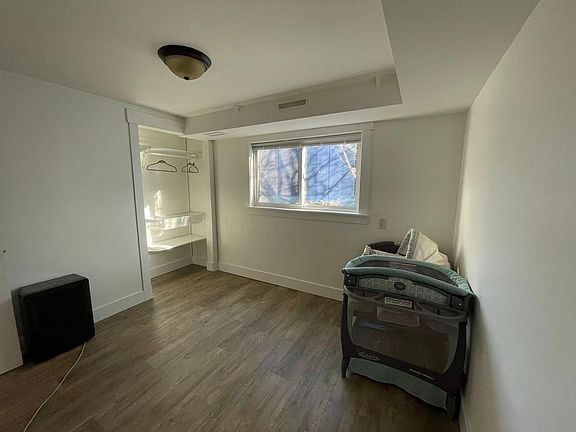 5th image of 3241 180th Ave NE
