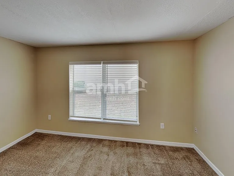 5464 Turkey Creek Rd — Photo 3