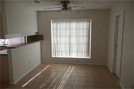 3rd image of 207 Fleetwood Ct