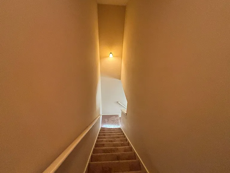 1322 Ingersoll Dr — Photo 12