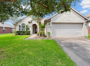 2117 Laughing Gull Ln, League City, TX 77573