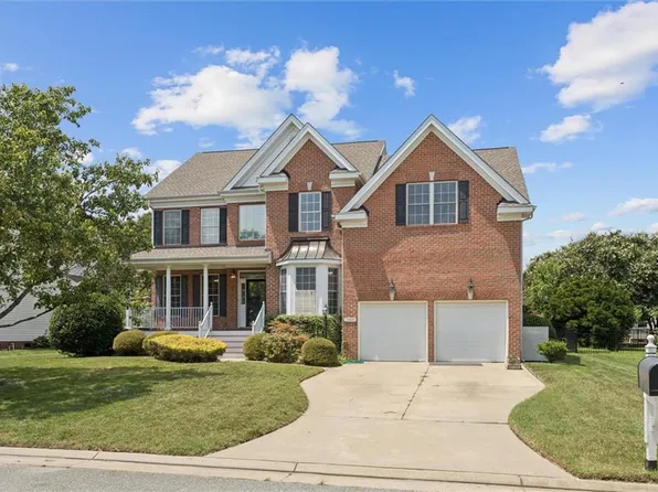 13305 Woodlake Dr, Carrollton, VA 23314