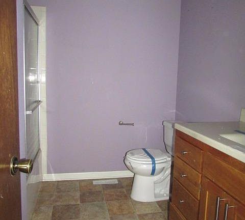5th image of 5020 W Leighton Ave