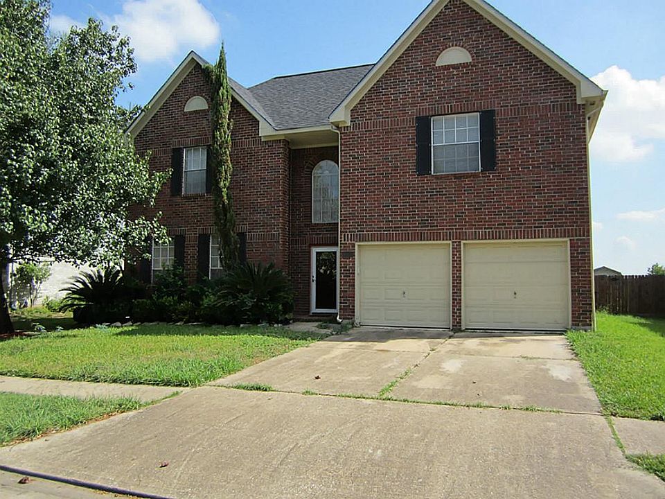 1st image of 3211 London Ct