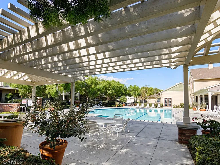 297 Tustin Field Dr — Photo 40