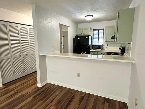 4th image of 89 SE 16th Ave APT P303