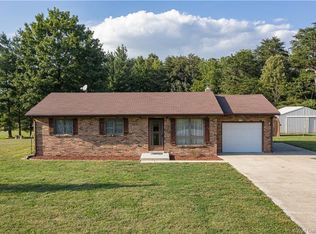 1508 W Leota Rd, Scottsburg, IN 47170