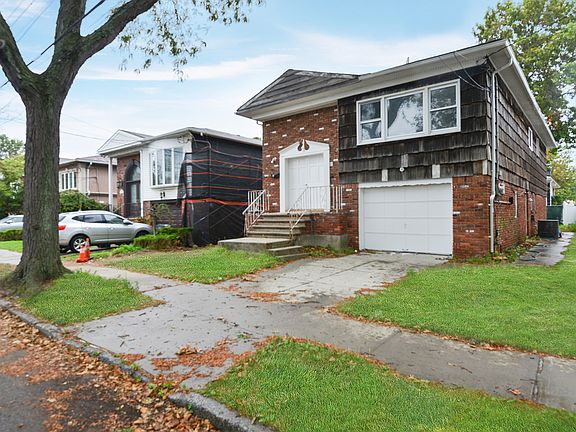 2nd image of 2752 Whitman Dr