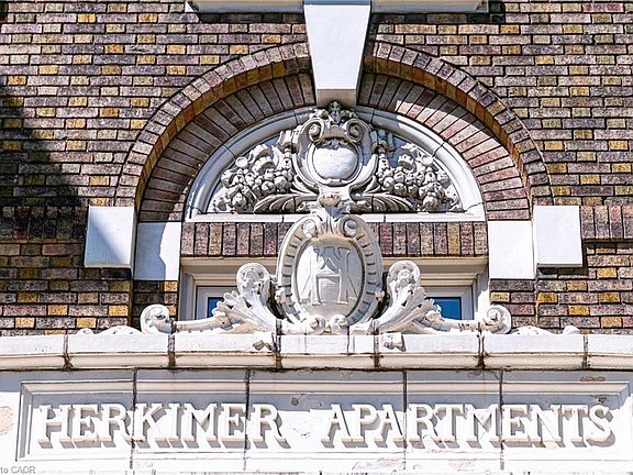 2nd image of 86 Herkimer St #11