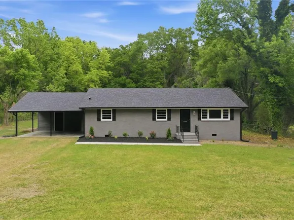 633 Atwater Rd, Burlington, NC 27217
