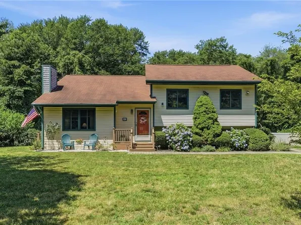 401 Gondola Ave, Jamestown, RI 02835