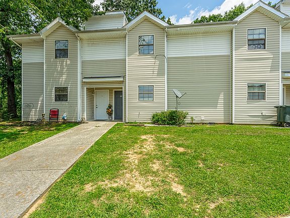 2nd image of 4963 Brighton Ln #4965