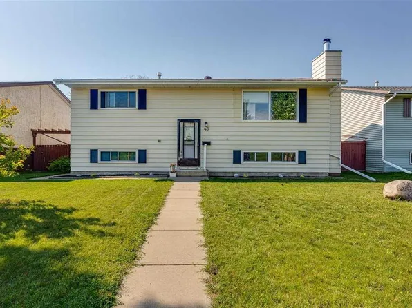 43 N Oak St, Red Deer, AB T4P 1R8