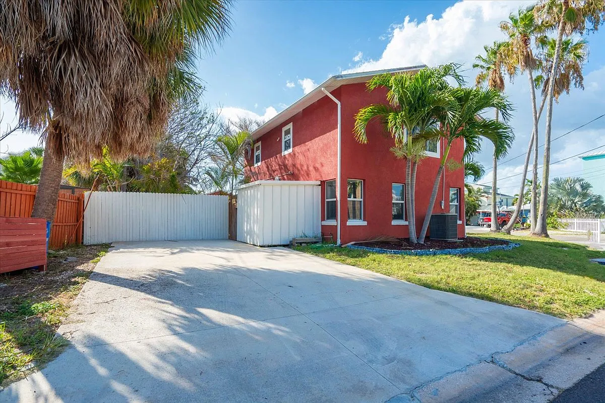 4 bed, 1416 sqft, $4,150 — Photo 3