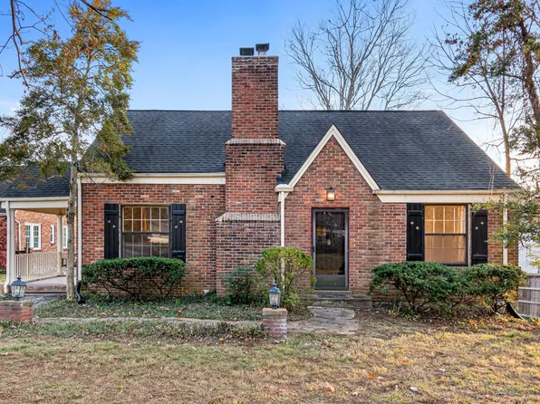 2205 Sharondale Dr, Nashville, TN 37215