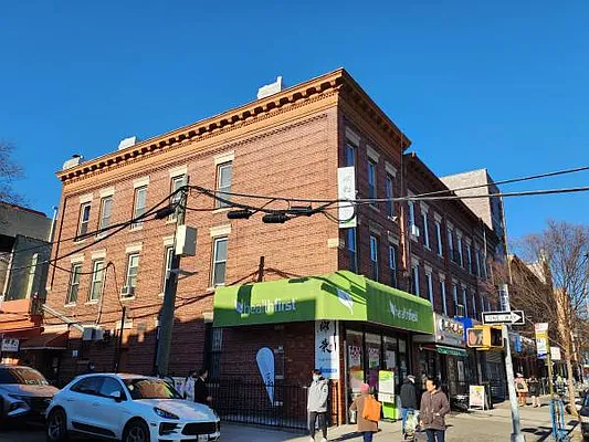 Rented by Brooklyn Property Group LLC | media 67