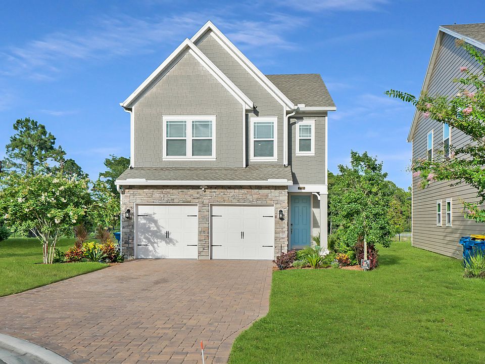 1st image of 2721 Caroline Hills Dr