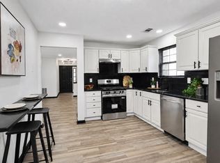 93 Tattersall Dr, Burlington, NJ 08016